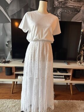 Red Valentino White Lace bottom dress new with tags